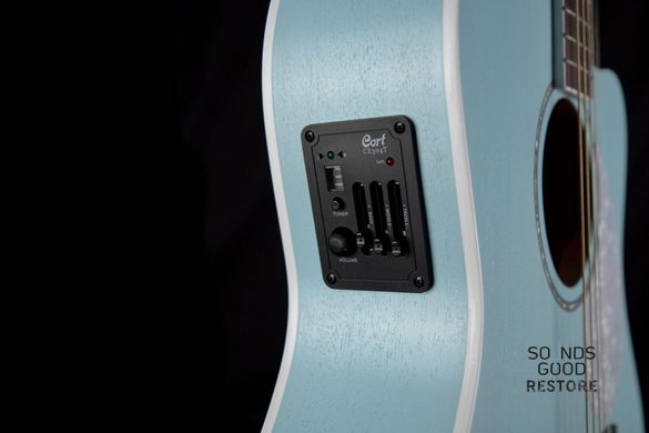 CORT Jade Classic (Sky Blue Open Pore)