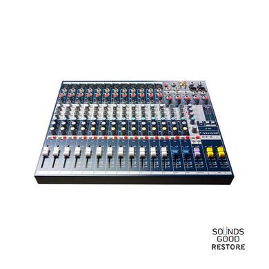 Аналоговый микшерный пульт с процессором эфектов Soundcraft EFX12